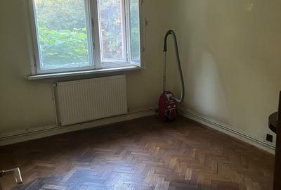 Apartament cu 4 camere decomandat în 1 Mai - 5