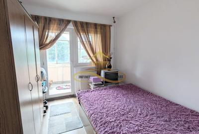 Apartament cu 3 camere decomandat în 9 Mai