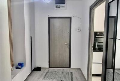 Apartament cu 3 camere în Alexandru cel Bun