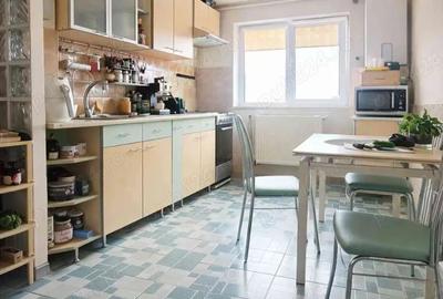 Apartament cu 3 camere semidecomandat în Nord - 9