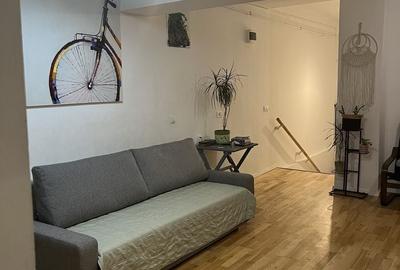 Casă cu 4 camere în Central - 6