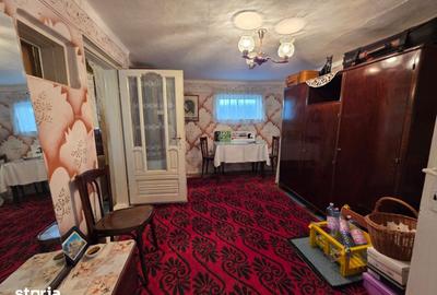 Casă cu 4 camere cu Teren 2000 Mp în Central - 3
