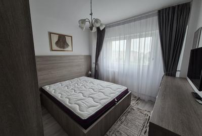 Apartament cu 3 camere semidecomandat în 1 Mai - 1