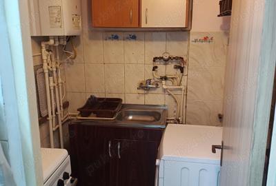 Apartament cu 2 camere decomandat în Războieni