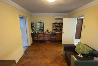 Apartament cu 2 camere semidecomandat în Abator