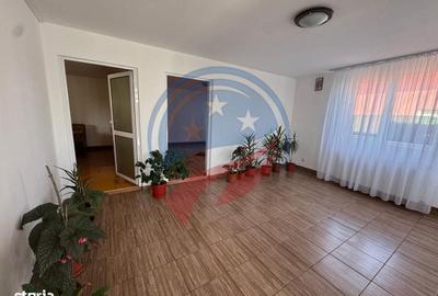 Casă cu 4 camere cu Teren 177 Mp în Central