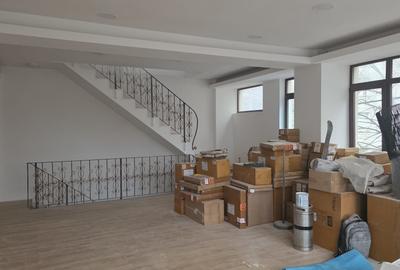 Casă individuală cu 3 camere cu Canalizare în Tei - 5