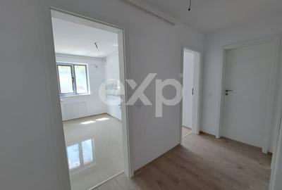Apartament cu 3 camere semidecomandat în Trivale - 2