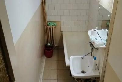 Apartament cu 2 camere nedecomandat în George Enescu