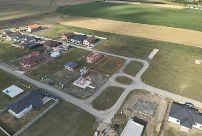 Teren de 606 mp, în Sânmihaiu Român