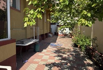 Casă cu 13 camere cu Teren 1580 Mp în Cățelu - 14
