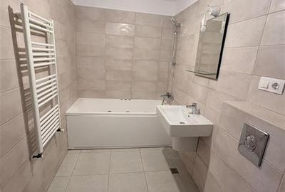 Apartament cu 2 camere decomandat în Tractorul - 4