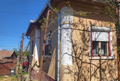Casă cu 3 camere cu Teren 963 Mp în Ohaba - 1