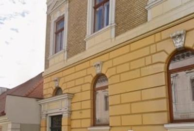 Spațiu comercial, de 80 mp, în Central