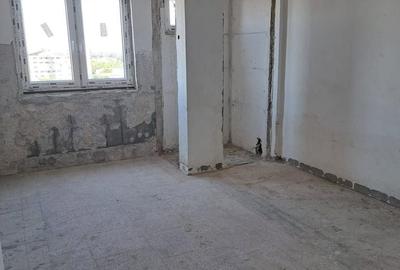 Apartament cu 2 camere semidecomandat în Micro 16 - 3
