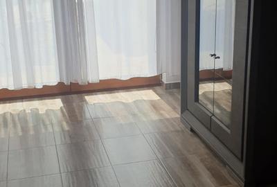 Casă cu 4 camere cu Garaj în Berceni