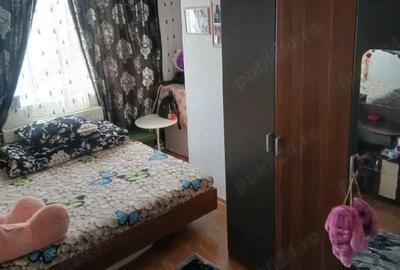 Apartament cu 3 camere semidecomandat în Domnești - 2