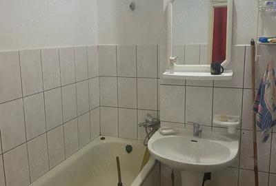 Garsonieră decomandată în Central - 9