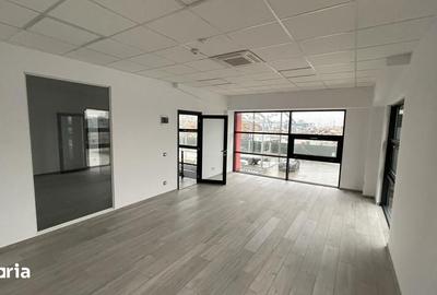 Spațiu comercial, de 393 mp, în Nord - 2