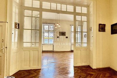 Apartament cu 3 camere în Central - 2