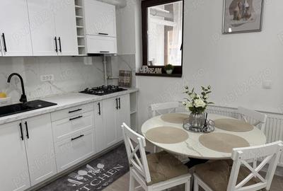 Apartament cu 2 camere decomandat în Girocului - 9