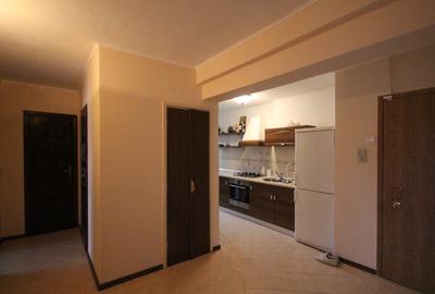 Apartament cu 3 camere decomandat, mobilat în Circumvalațiunii - 50