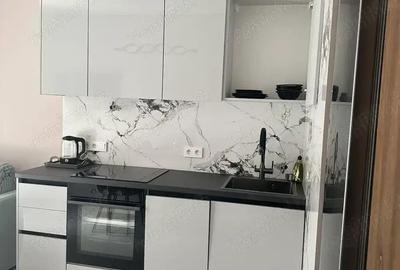 Garsonieră decomandată în Florilor - 2