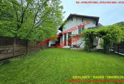 Casă cu 5 camere în Central - 16