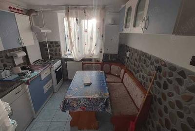 Apartament cu 2 camere decomandat în Onești - 3