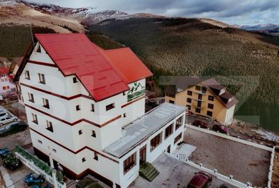 Pensiune D+P+2E cu restaurant + terasa, excelent pozi?ionat Pensiune D+P+2E cu restaurant + terasa, excelent pozi?ionat - 1