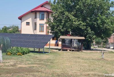 Vila impozanta in zona linistita la 15 minute de capitala! - 1