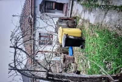 Casă cu Teren 372 Mp în Romanești - 4