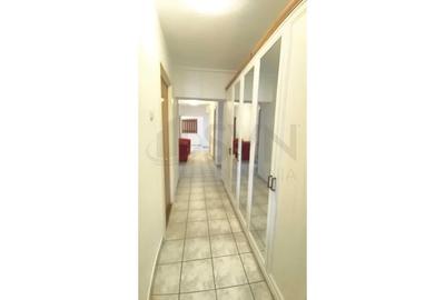 Apartament cu 4 camere decomandat, mobilat în 1 Mai - 7