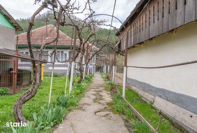 Casă cu 5 camere cu Garaj în Zemeș - 19