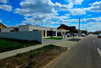 Duplex cu 4 camere cu Canalizare în Dumbrăvița - 8