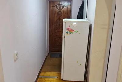 Apartament cu 3 camere semidecomandat în Titan - 3