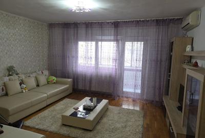 Apartament cu 2 camere semidecomandat în Lacul Tei
