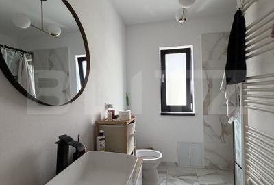 Casă cu 3 camere cu Teren 248 Mp în Malu Mare - 2
