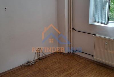 Vanzare apartament 2 camere etaj 2 bloc reabilitat Rahova - Nasaud - 6