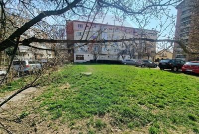 Teren Construcții intravilan de 400 mp, în Nord - 7