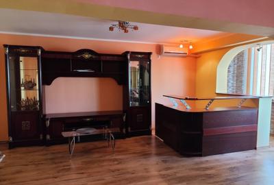 Oferta de INCHIRIAT 3 camere str. Nae Leonard pret 2000 lei - 3