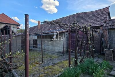 Casă individuală cu 2 camere cu Canalizare în Hetiur - 14