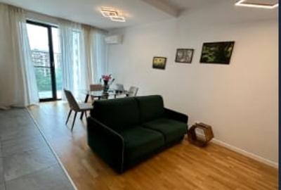 Apartament cu 2 camere semidecomandat, mobilat în Aviației