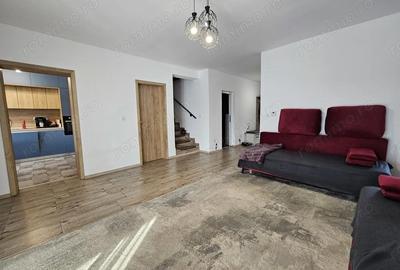 Casă cu 4 camere cu Teren 300 Mp în Chișoda - 2