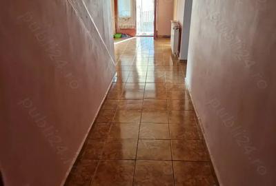 Casă cu 4 camere în Central - 6