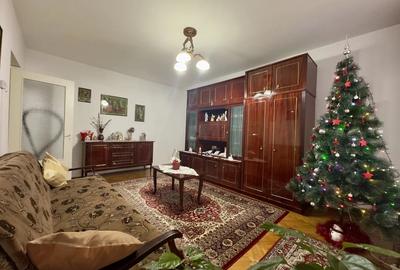 3 camere cu garaj sub bloc ?i boxa. Etajul 2. Proprietar! - 4