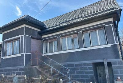 Casă cu 2 camere cu Teren 1053 Mp în Moldovenești - 10