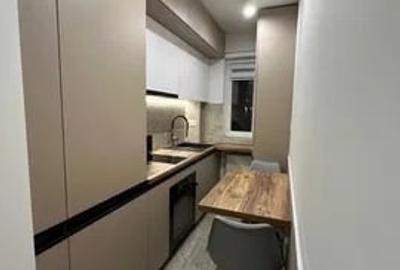 Apartament cu 2 camere decomandat, mobilat în Hala Centrală - 2
