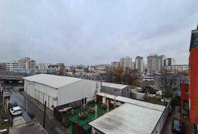 Casă cu 5 camere cu Teren 300 Mp în Mihai Bravu - 18