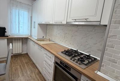 Apartament cu 3 camere semidecomandat în Vitrometan - 2